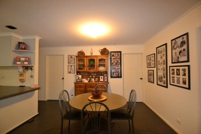 24 Priestley Crescent, SEYMOUR VIC 3660, Seymour - Thumbnail 7