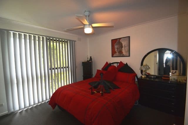 24 Priestley Crescent, SEYMOUR VIC 3660, Seymour - Thumbnail 8