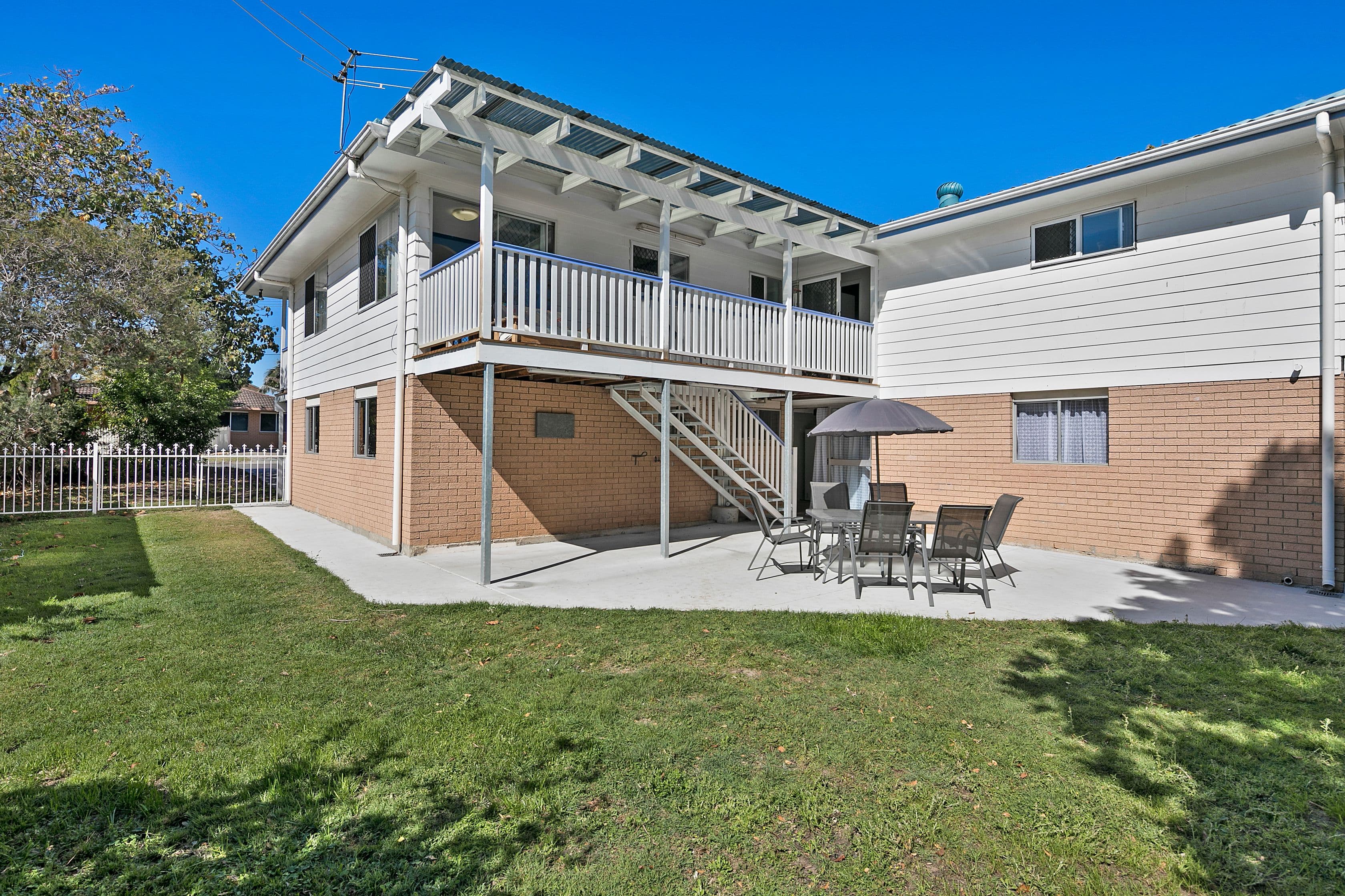 6 Malling Street, Birkdale QLD 4159, Birkdale - Thumbnail 2