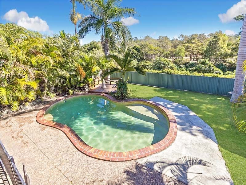 33 Strathford Avenue, ALBANY CREEK QLD 4035, Albany Creek - Thumbnail 2