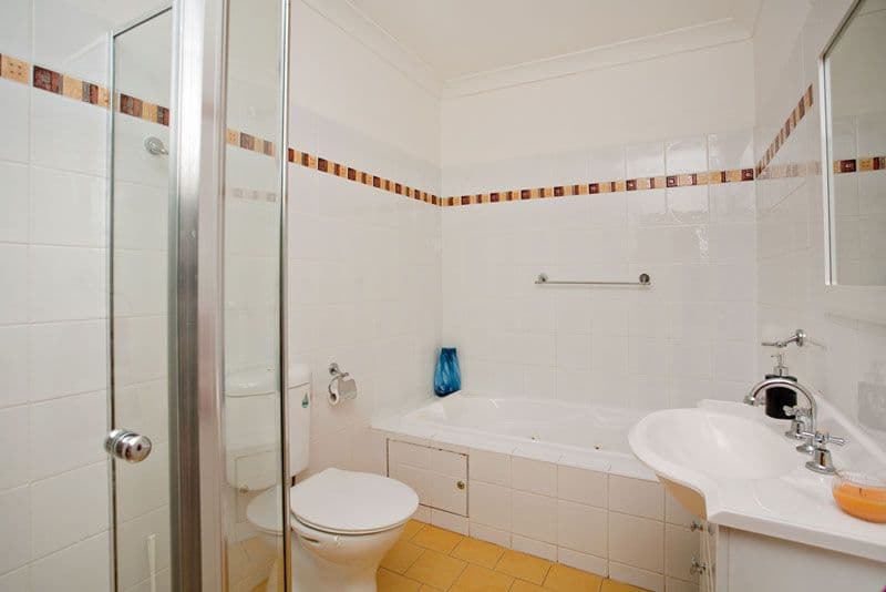 2A Conie Avenue, BAULKHAM HILLS NSW 2153, Baulkham Hills - Thumbnail 4