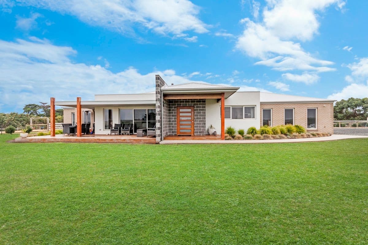 630 Hopkins Point Road, Allansford VIC 3277, Allansford - Thumbnail 2