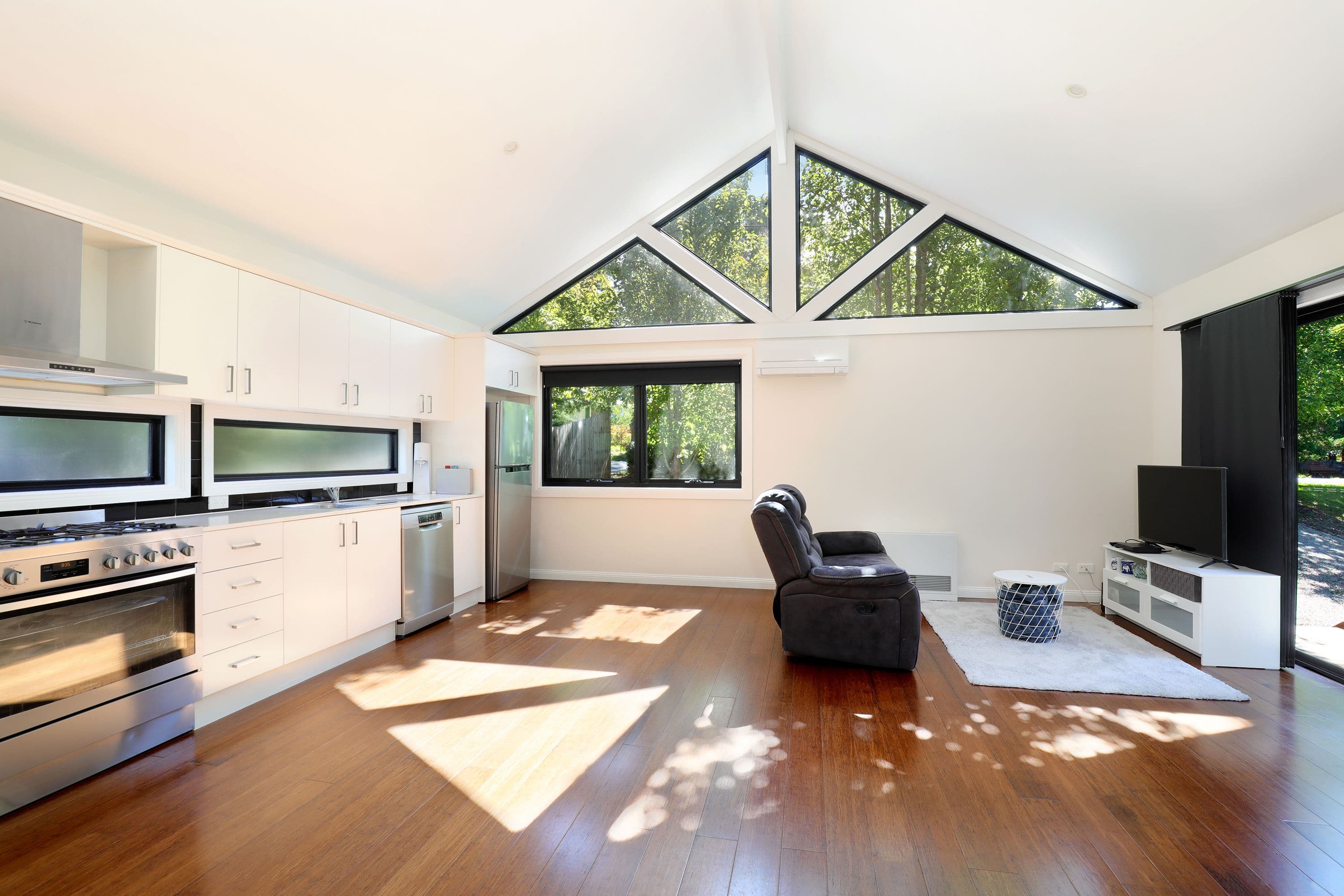 151 Hat Hill Road, Blackheath NSW 2785, Blackheath - Thumbnail 2