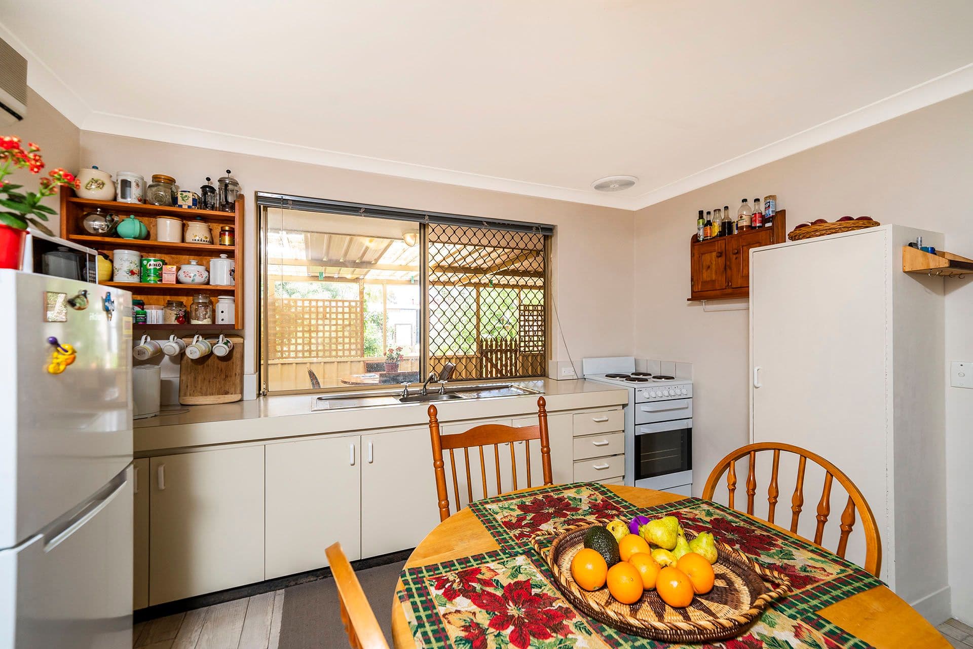 84 Agincourt Drive, Forrestfield WA 6058, Forrestfield - Thumbnail 5
