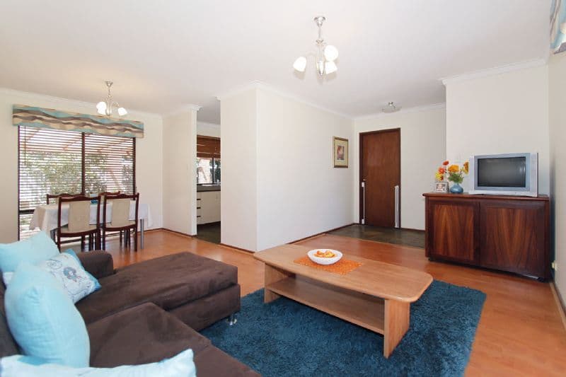 17 Grundy Way, THORNLIE WA 6108, Thornlie - Image 1