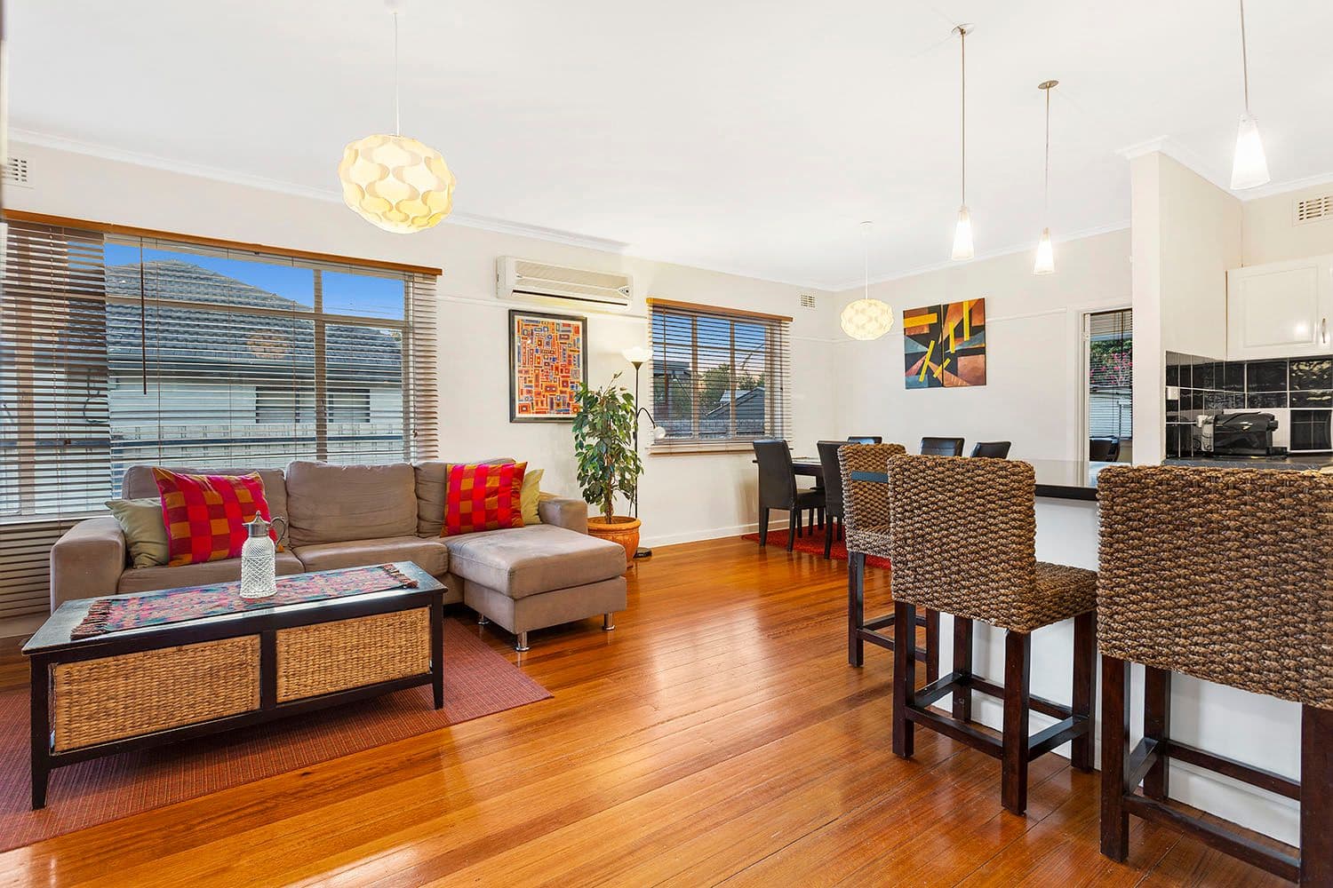 61 Bernard Street, Cheltenham VIC 3192, Cheltenham - Thumbnail 2
