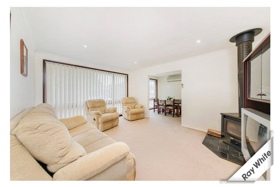 8 Oldfield Circuit, Kambah ACT 2902, Kambah - Thumbnail 6