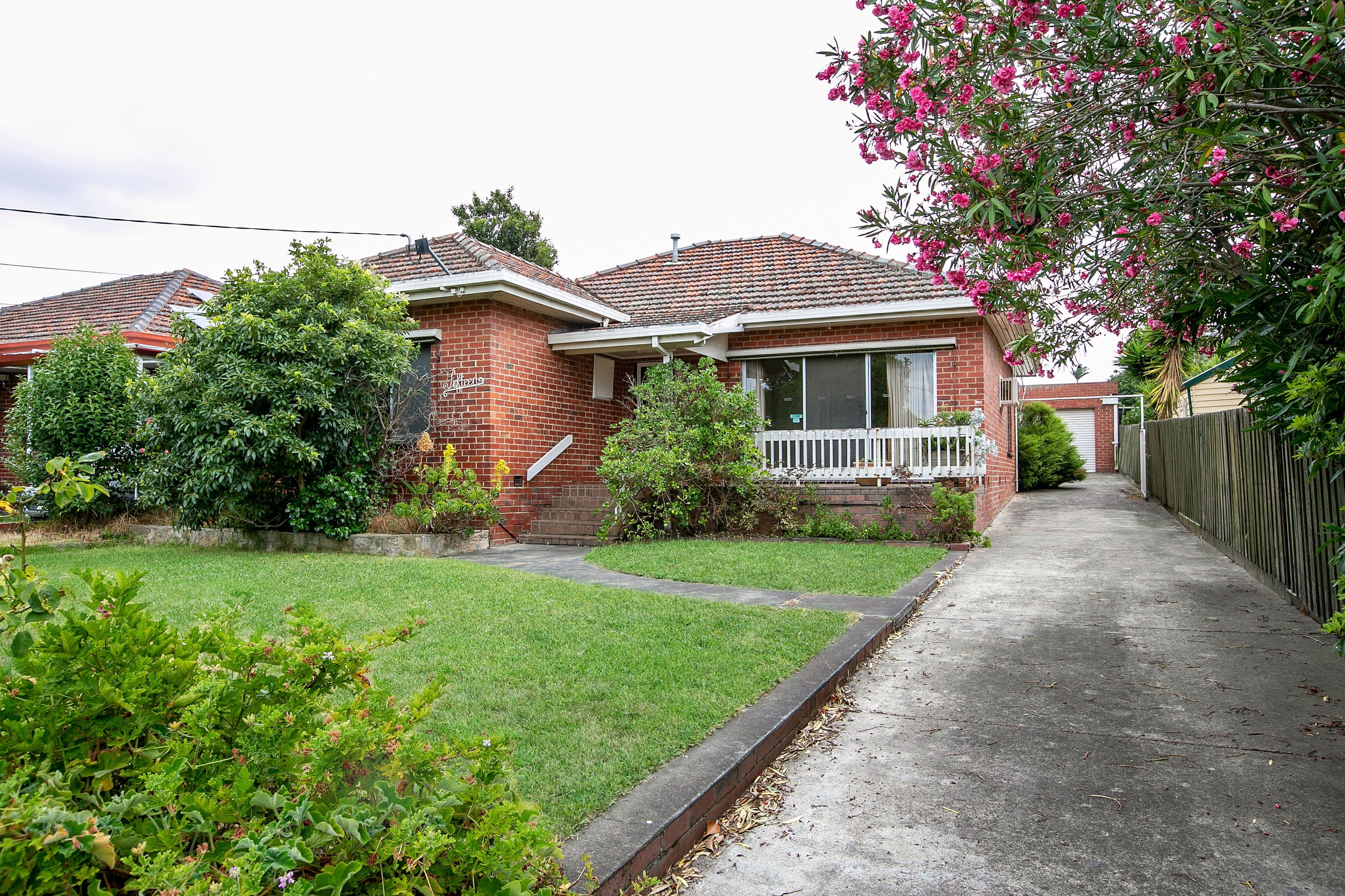 15 Bransgrove Street, Preston VIC 3072, Preston - Thumbnail 2