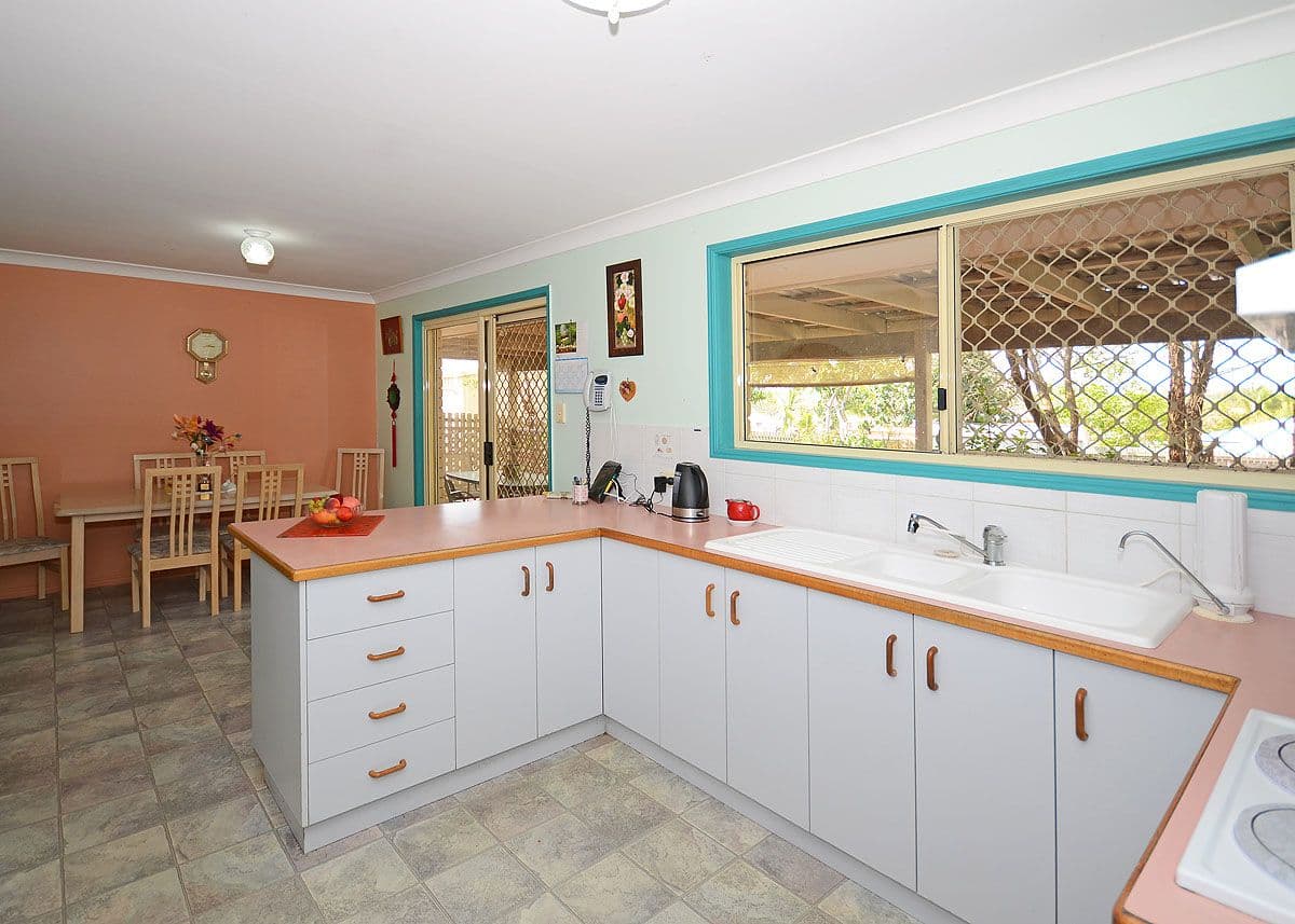 43 Bunker Avenue, URRAWEEN QLD 4655, Urraween - Thumbnail 3