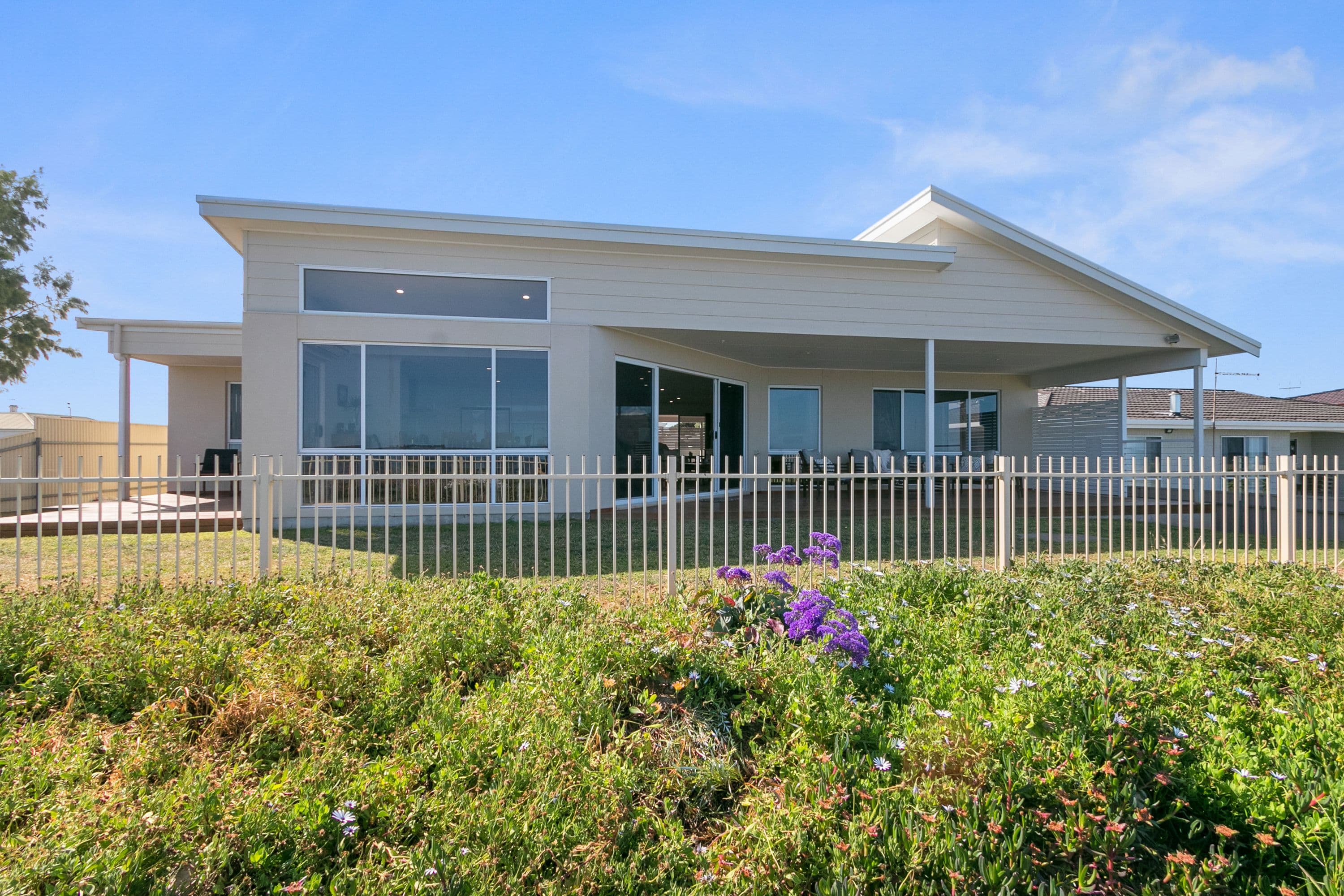 105 Canterbury Street, Casino - Image 1