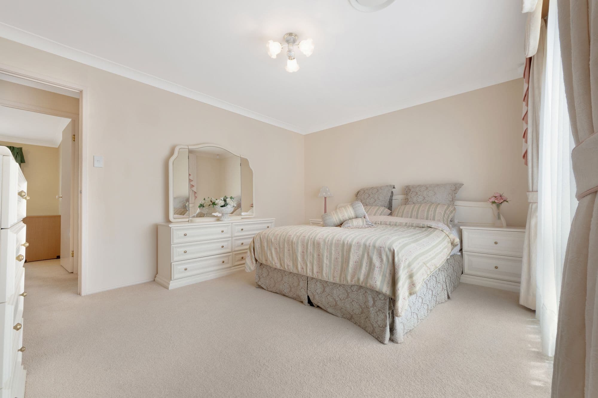 2 Lord Eldon Drive, Harrington Park - Thumbnail 7