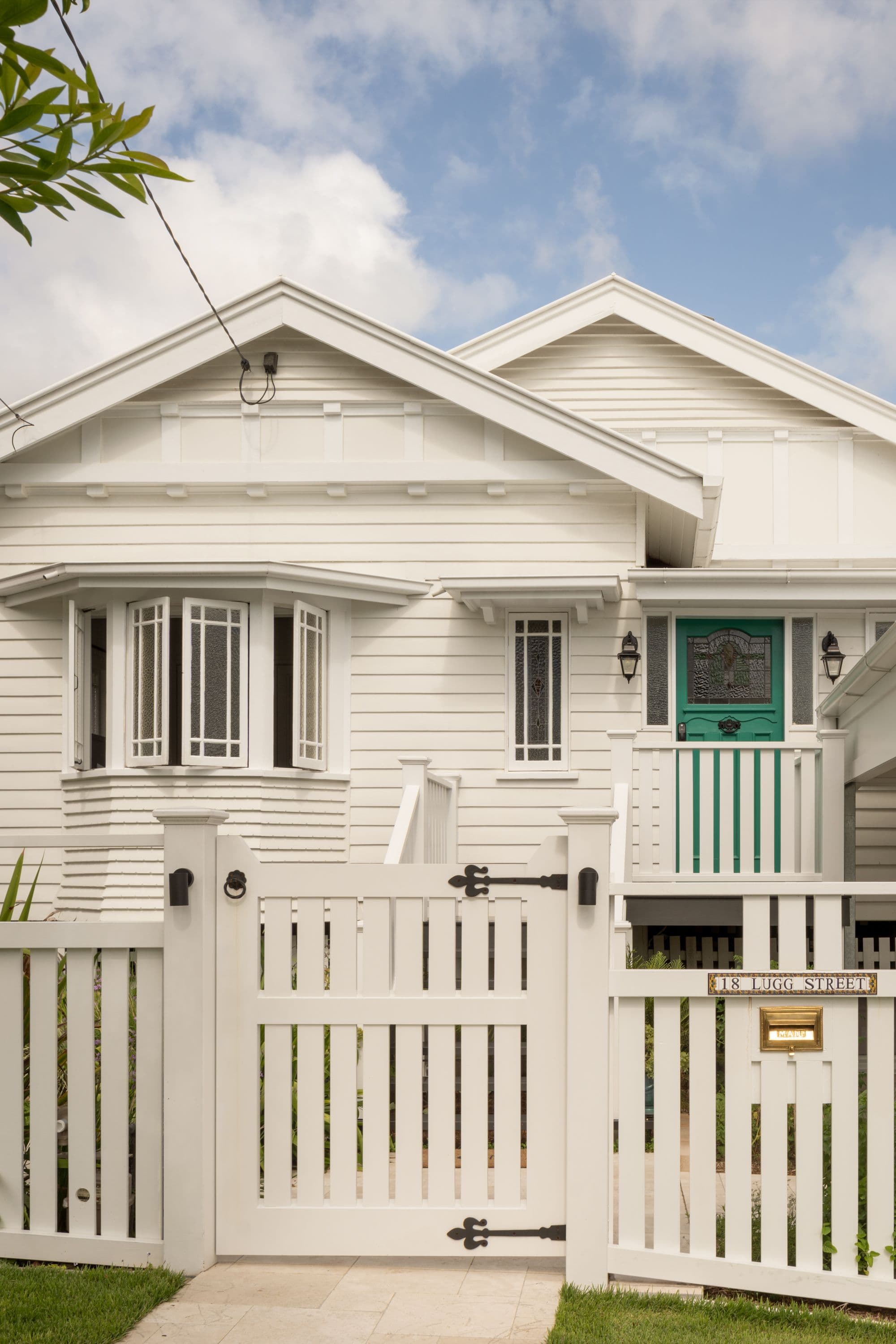 18 Lugg Street, Bardon QLD 4065, Bardon - Thumbnail 2