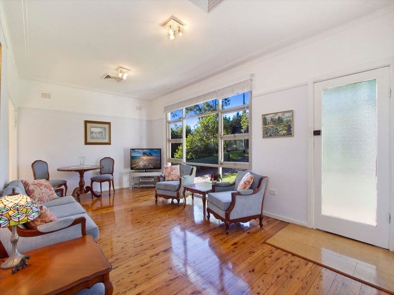 51 Oak Road, KIRRAWEE NSW 2232, Kirrawee - Thumbnail 2