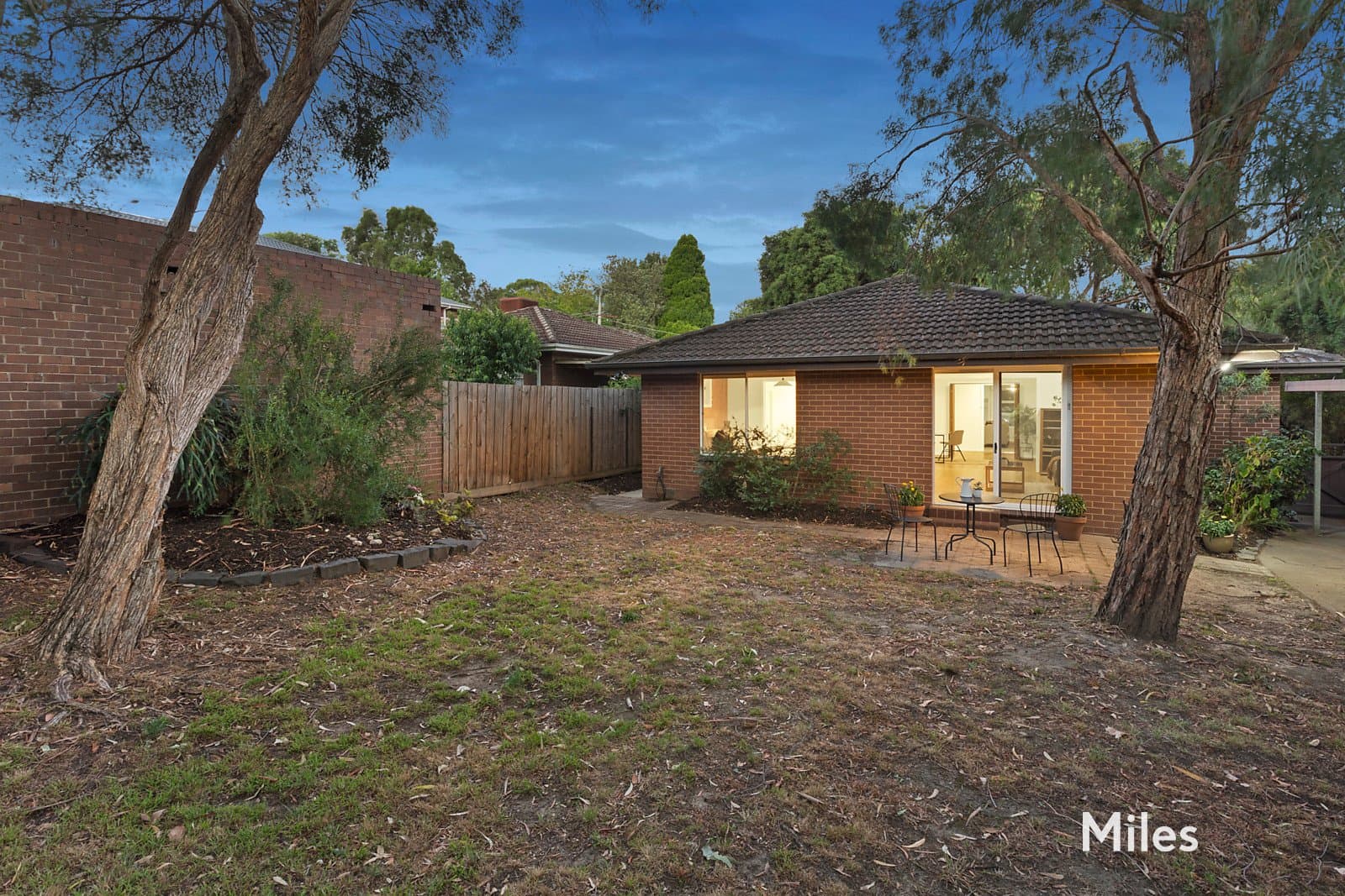 29 Broadlea Crescent, Viewbank, Viewbank - Thumbnail 2