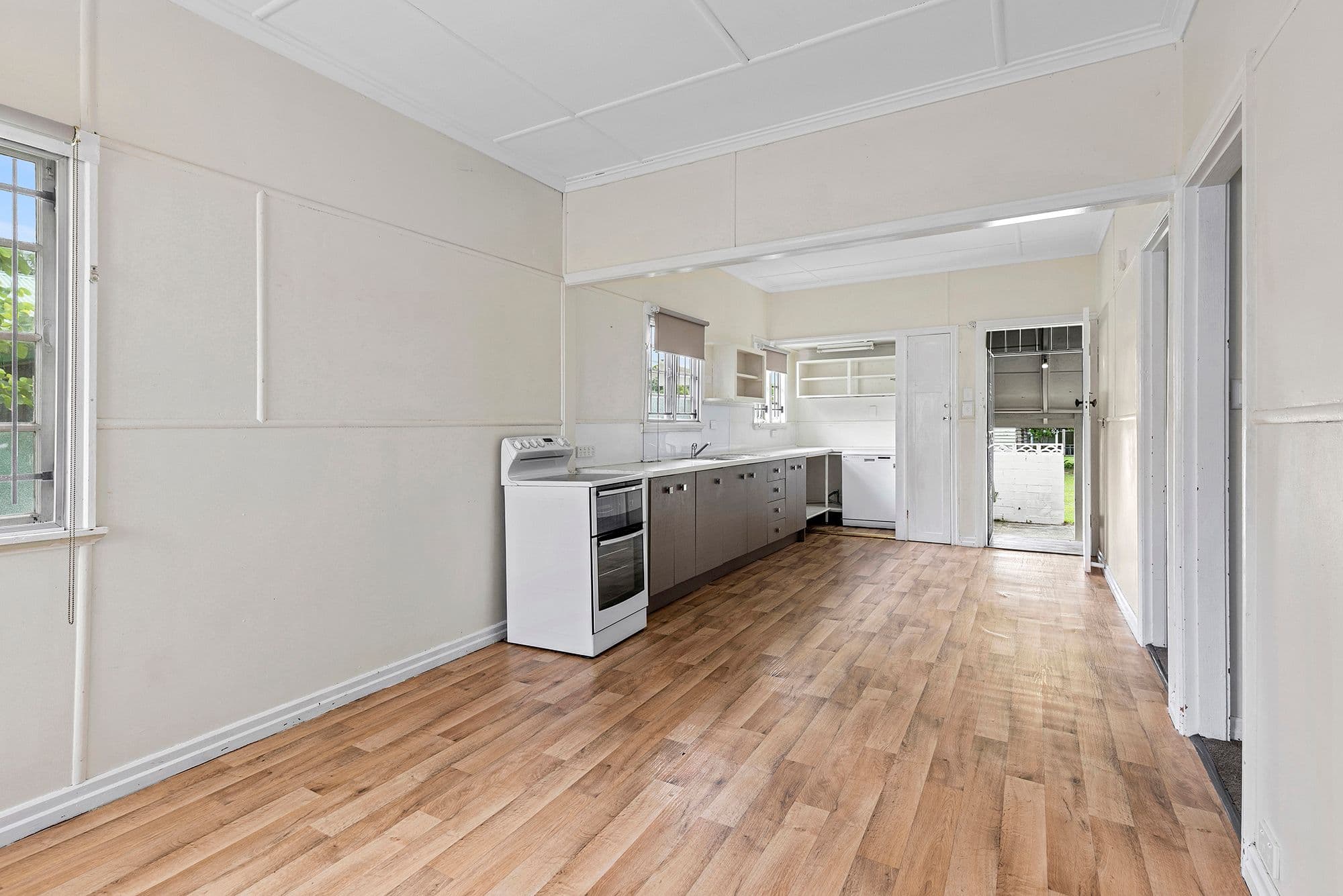 61 Royal Street, Virginia QLD 4014, Virginia - Thumbnail 4