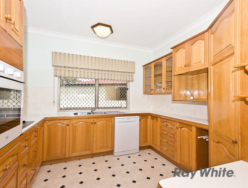 11 Grevillea Court, ROTHWELL QLD 4022, Rothwell - Thumbnail 4