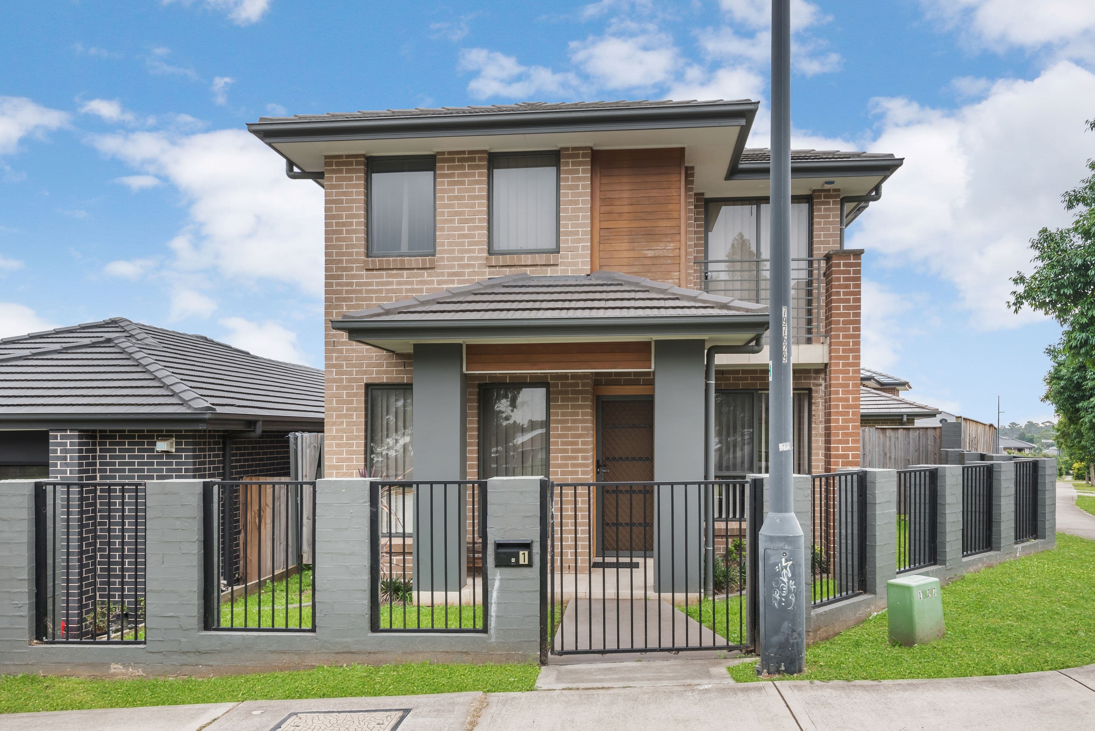 1 Macedon Street, Minto NSW 2566, Minto - Image 1