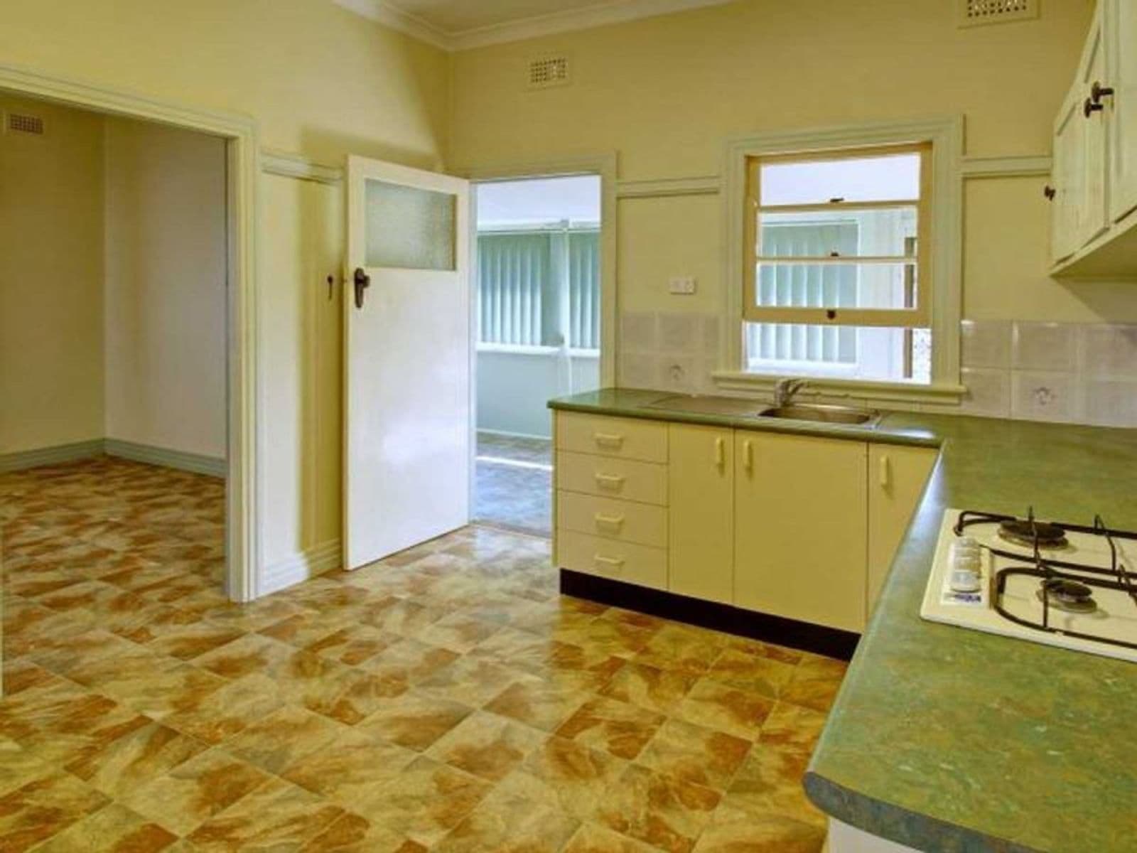 50 Stapleton Ave, Casino - Thumbnail 6
