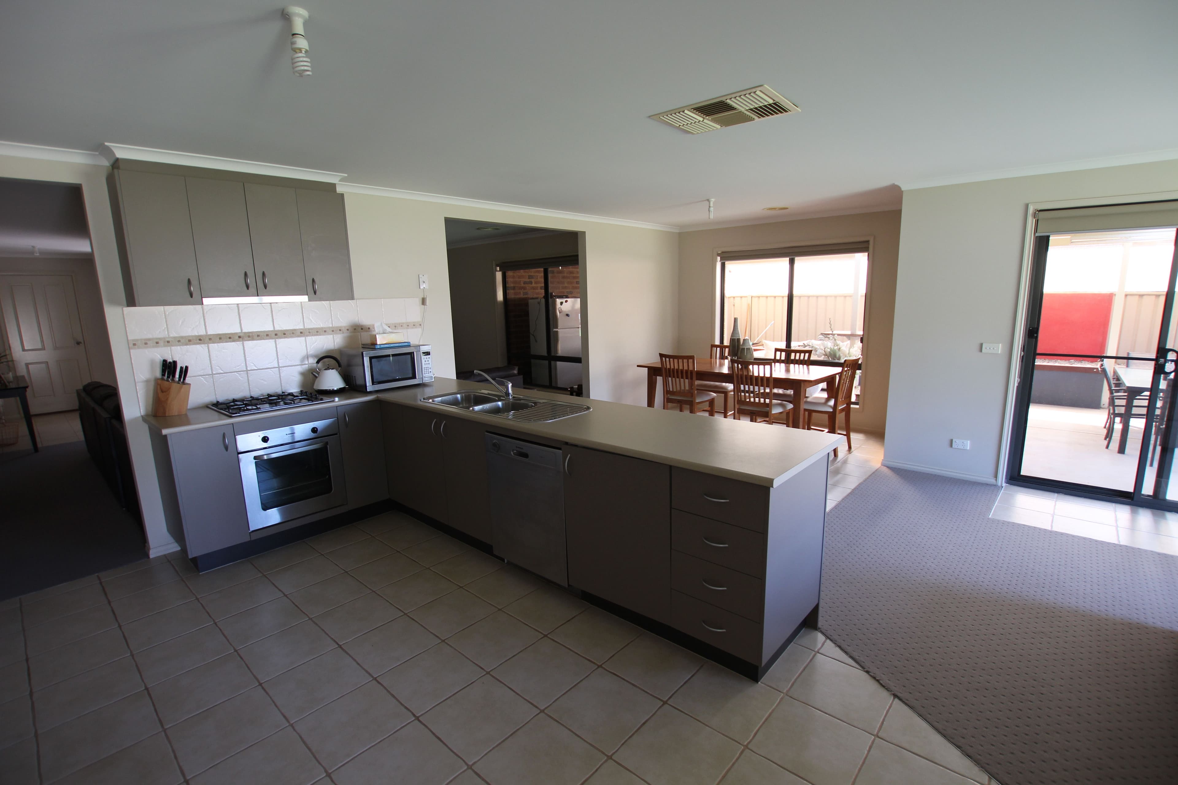 37 Diggora Road, Rochester VIC 3561, Rochester - Thumbnail 5