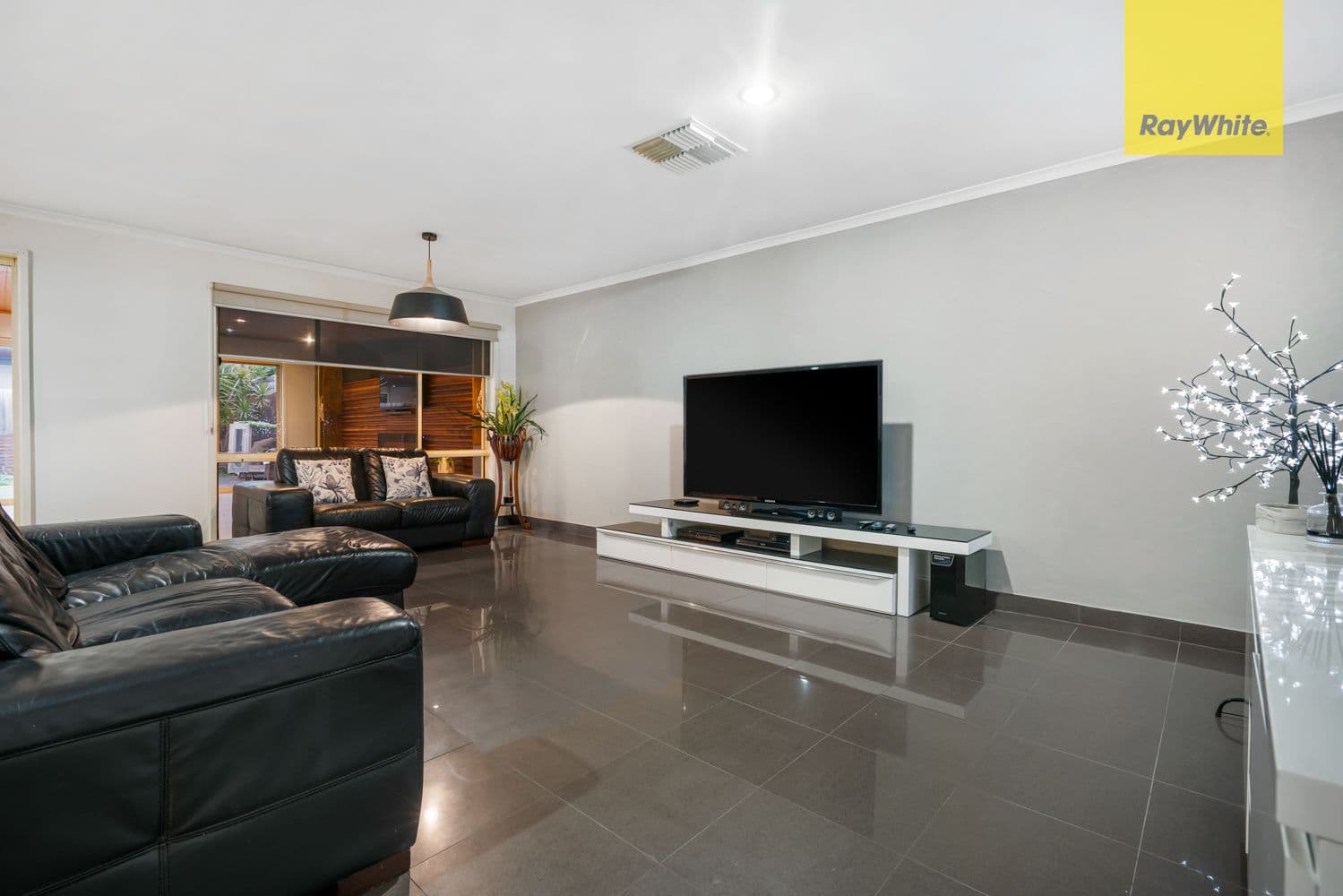 45 Allenby Road, Hillside VIC 3037, Hillside - Thumbnail 2