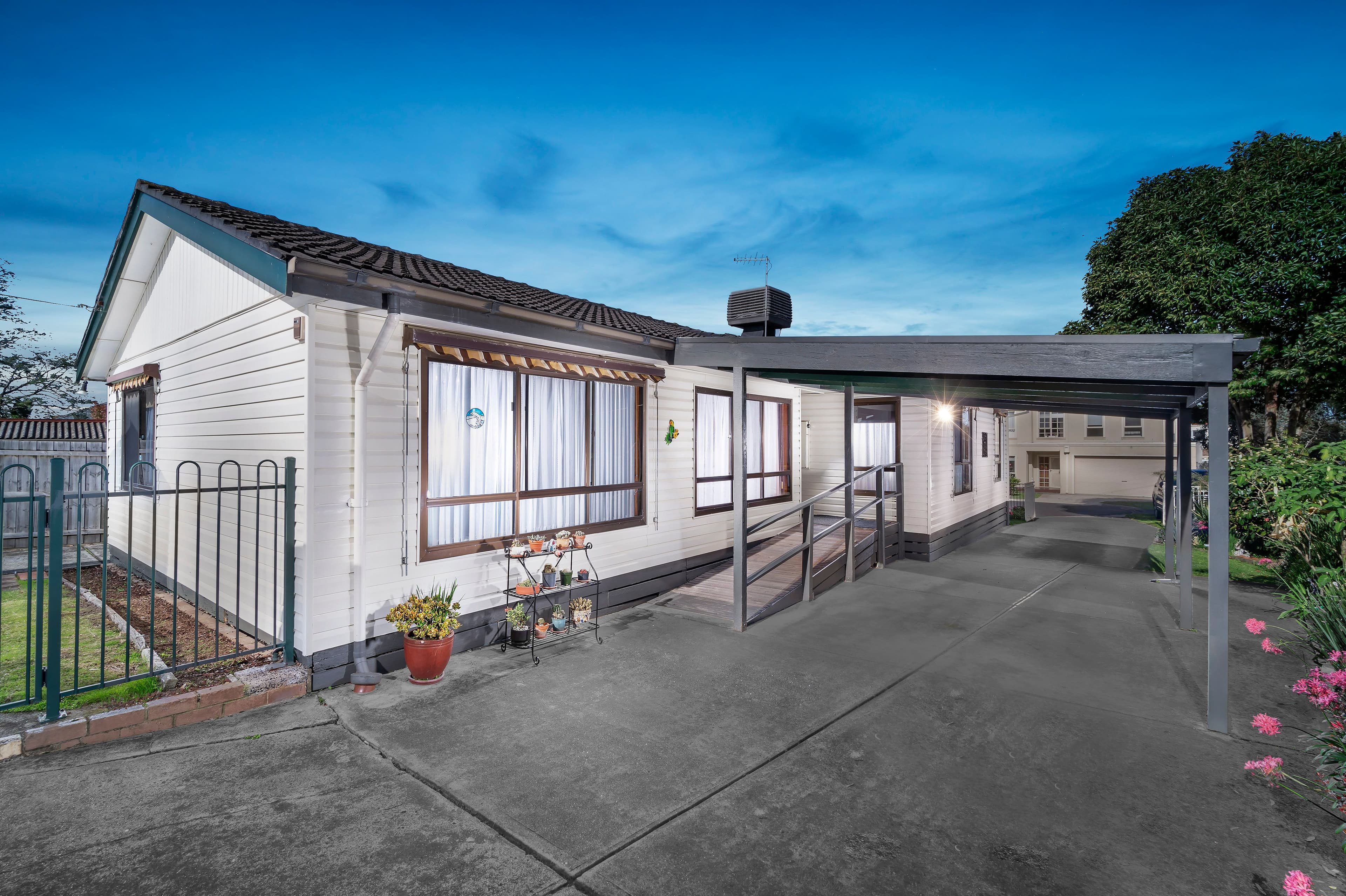 1 Coonil Street, Oakleigh South VIC 3167, Oakleigh South - Image 1