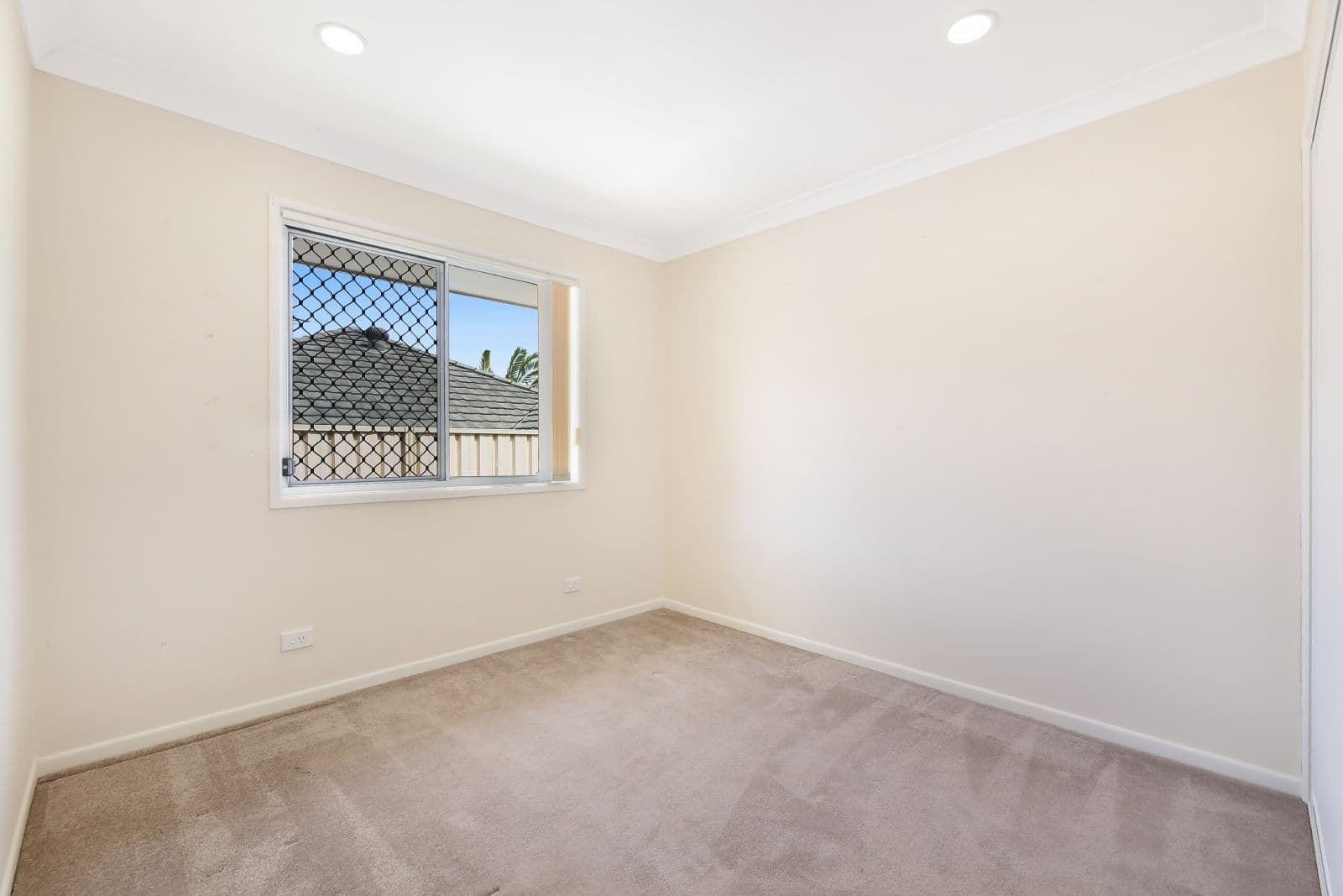 9 Jordana Street, Arundel QLD 4214, Arundel - Thumbnail 8