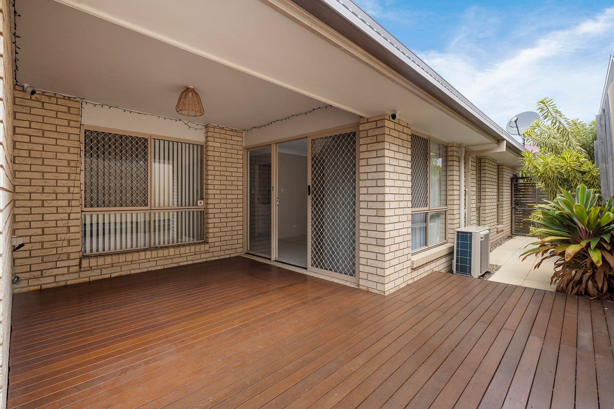58 Lloyd Bird Crescent, Springfield Lakes QLD 4300, Springfield Lakes - Thumbnail 3