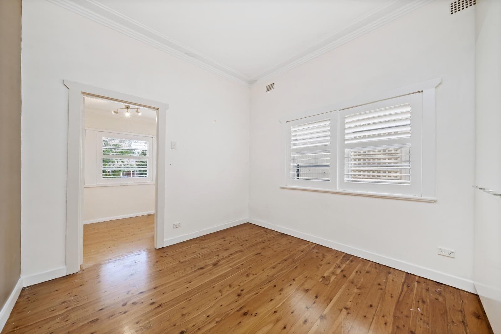 41 Hubert Street, Leichhardt NSW 2040, Leichhardt - Thumbnail 2
