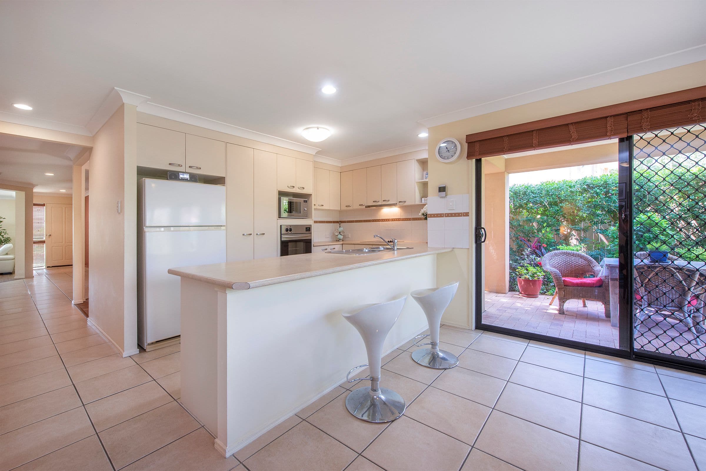 4 Dorval Close, Mansfield QLD 4122, Mansfield - Thumbnail 2