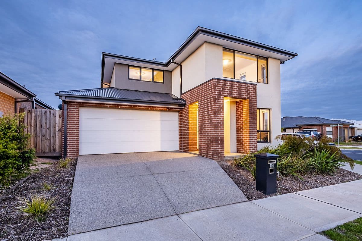 17 Pump House Crescent, Clyde VIC 3978, Clyde - Thumbnail 2