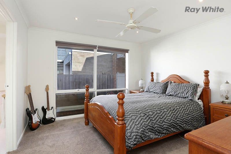 8 Martine Court, Point Cook VIC 3030, Point Cook - Thumbnail 8