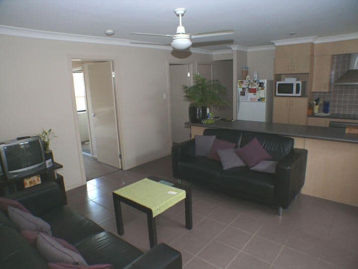 28 Collins Street, COLLINGWOOD PARK QLD 4301, Collingwood Park - Thumbnail 3