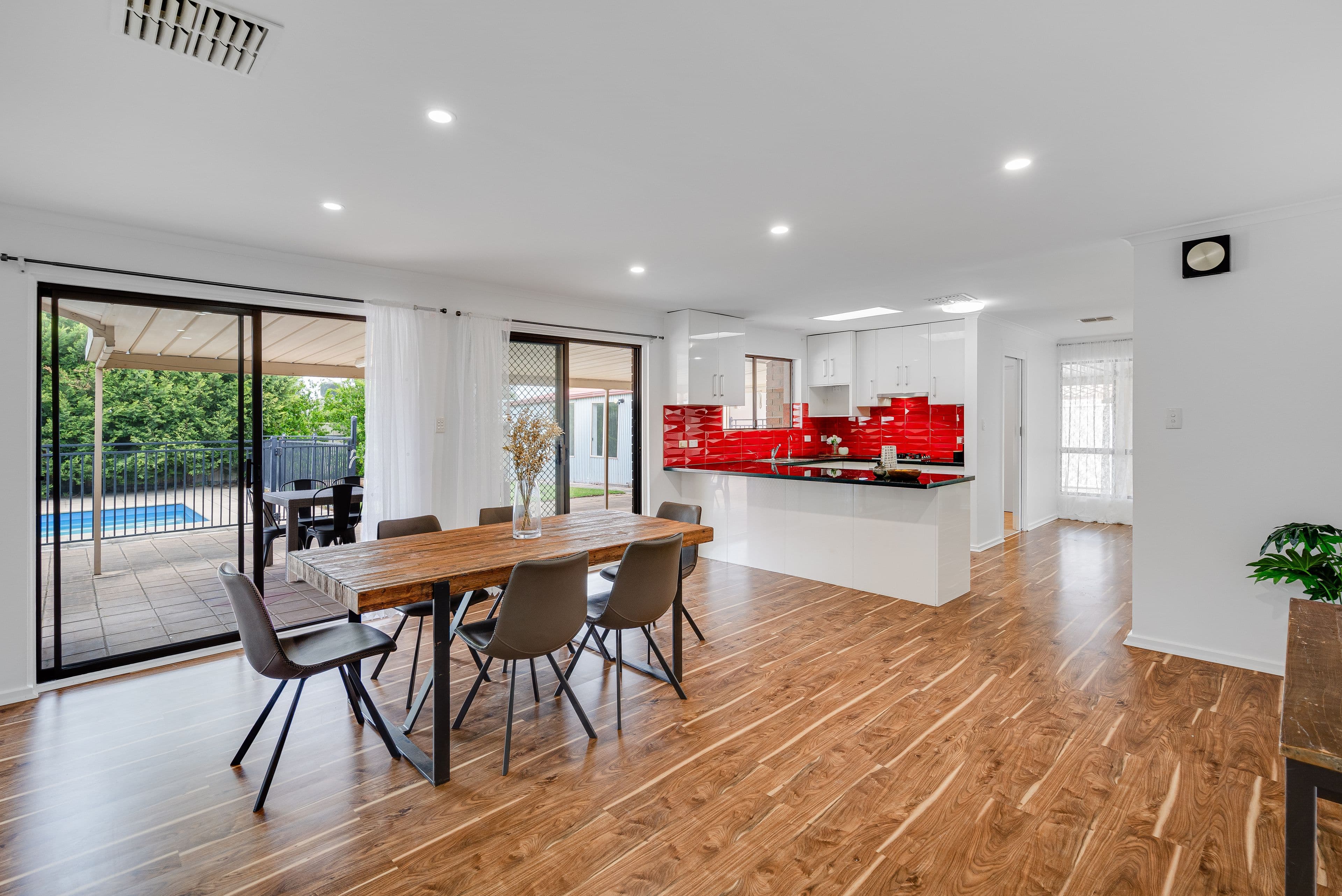 45 Volare Avenue, Para Vista SA 5093, Para Vista - Thumbnail 2