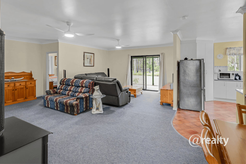 200 Philip Drive, Teddington, QLD, 4650, Teddington - Thumbnail 8