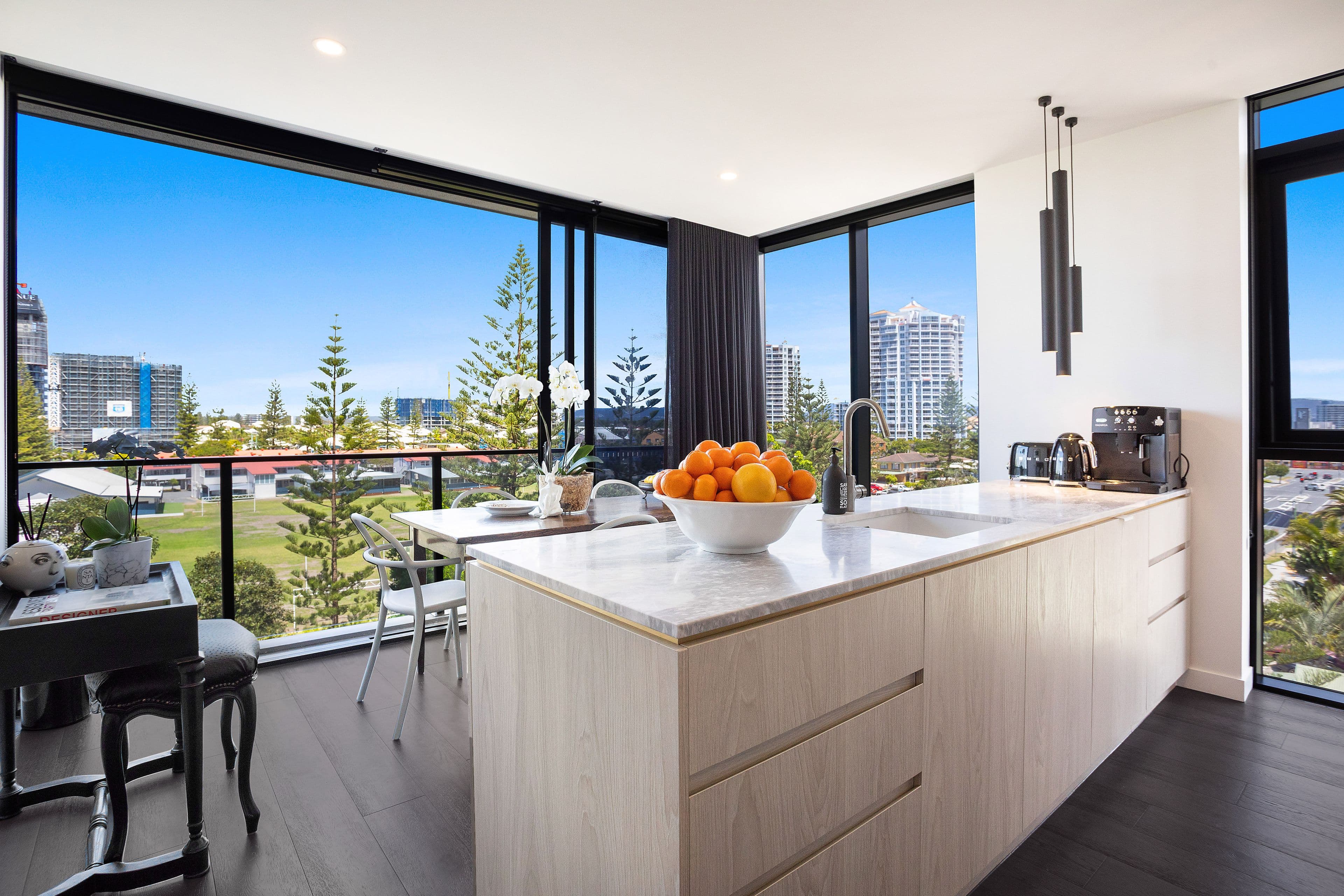 185 Old Burleigh Road 'Elysian', Broadbeach QLD 4218, Broadbeach - Thumbnail 2