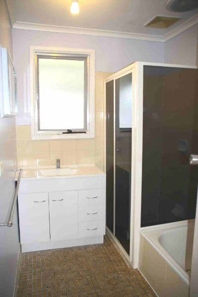 2 Thompson Court, RENMARK SA 5341, Renmark - Thumbnail 4