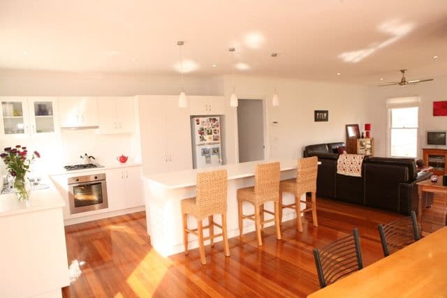 23 Adriana Crescent, WARRNAMBOOL VIC 3280, Warrnambool - Thumbnail 6