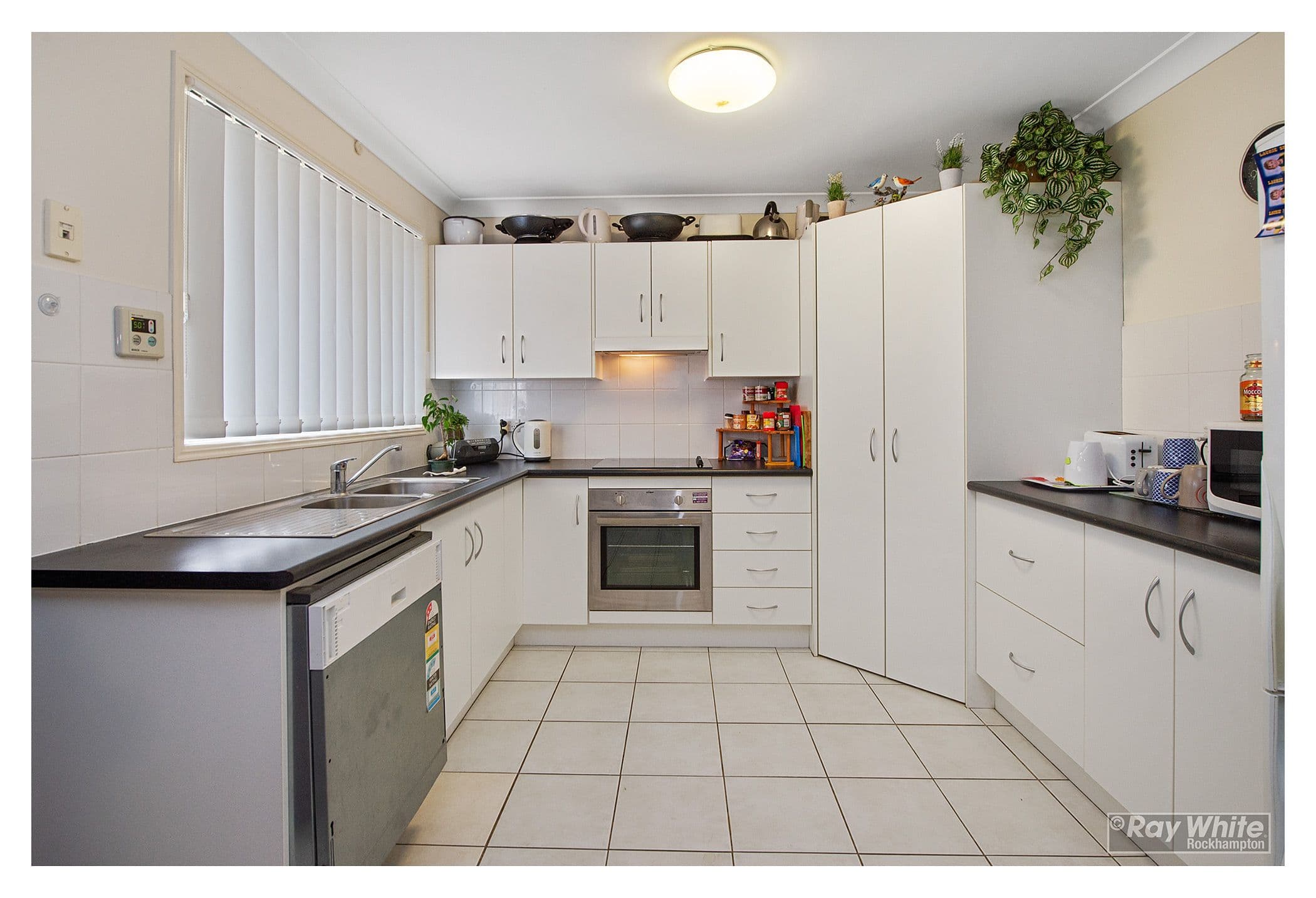 13 Riley Drive, Gracemere QLD 4702, Gracemere - Thumbnail 5