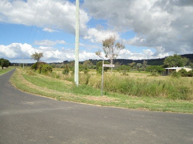 45 Linum Road, WIVENHOE POCKET QLD 4306, Wivenhoe Pocket - Thumbnail 3