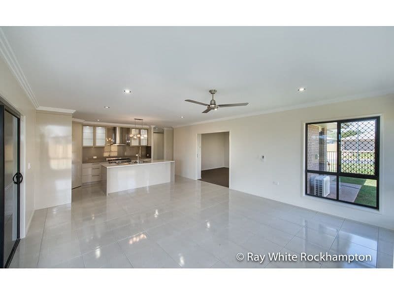 17 Mistletoe Avenue, Norman Gardens QLD 4701, Norman Gardens - Thumbnail 3