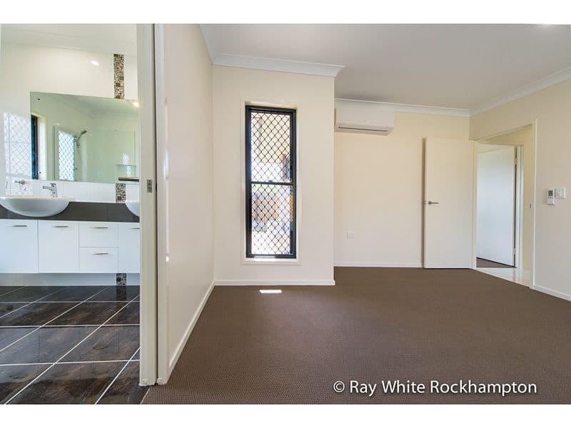 17 Mistletoe Avenue, Norman Gardens QLD 4701, Norman Gardens - Thumbnail 8