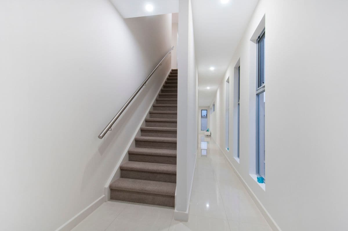 1 Primrose Court, Hollywell QLD 4216, Hollywell - Thumbnail 2