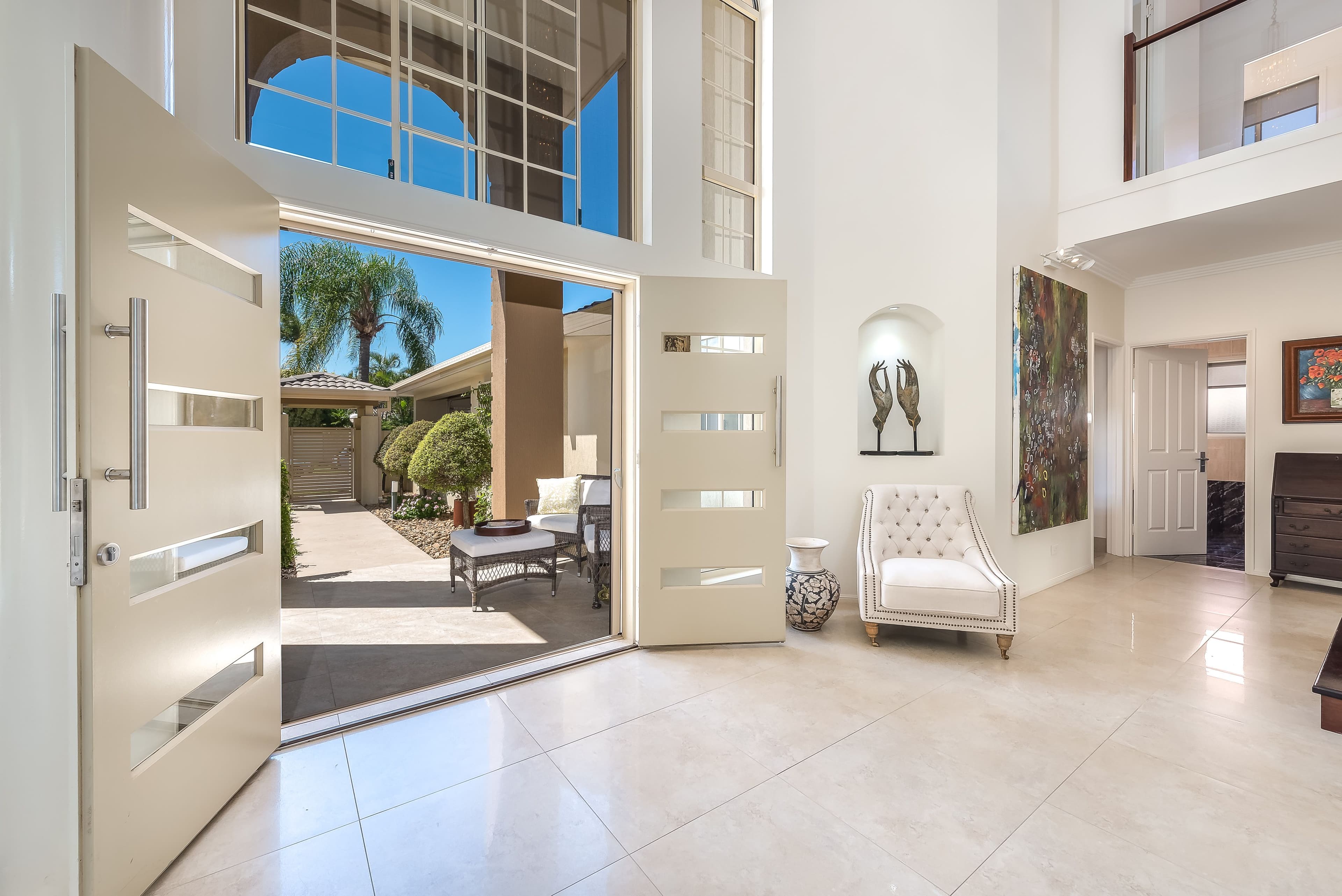 129 Pebble Beach Drive, Runaway Bay QLD 4216, Runaway Bay - Thumbnail 3