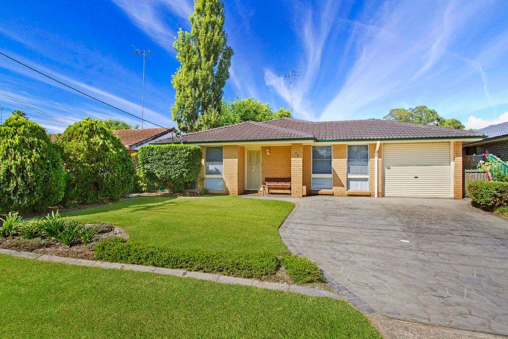 19 Elizabeth Street, North Richmond - Image 1