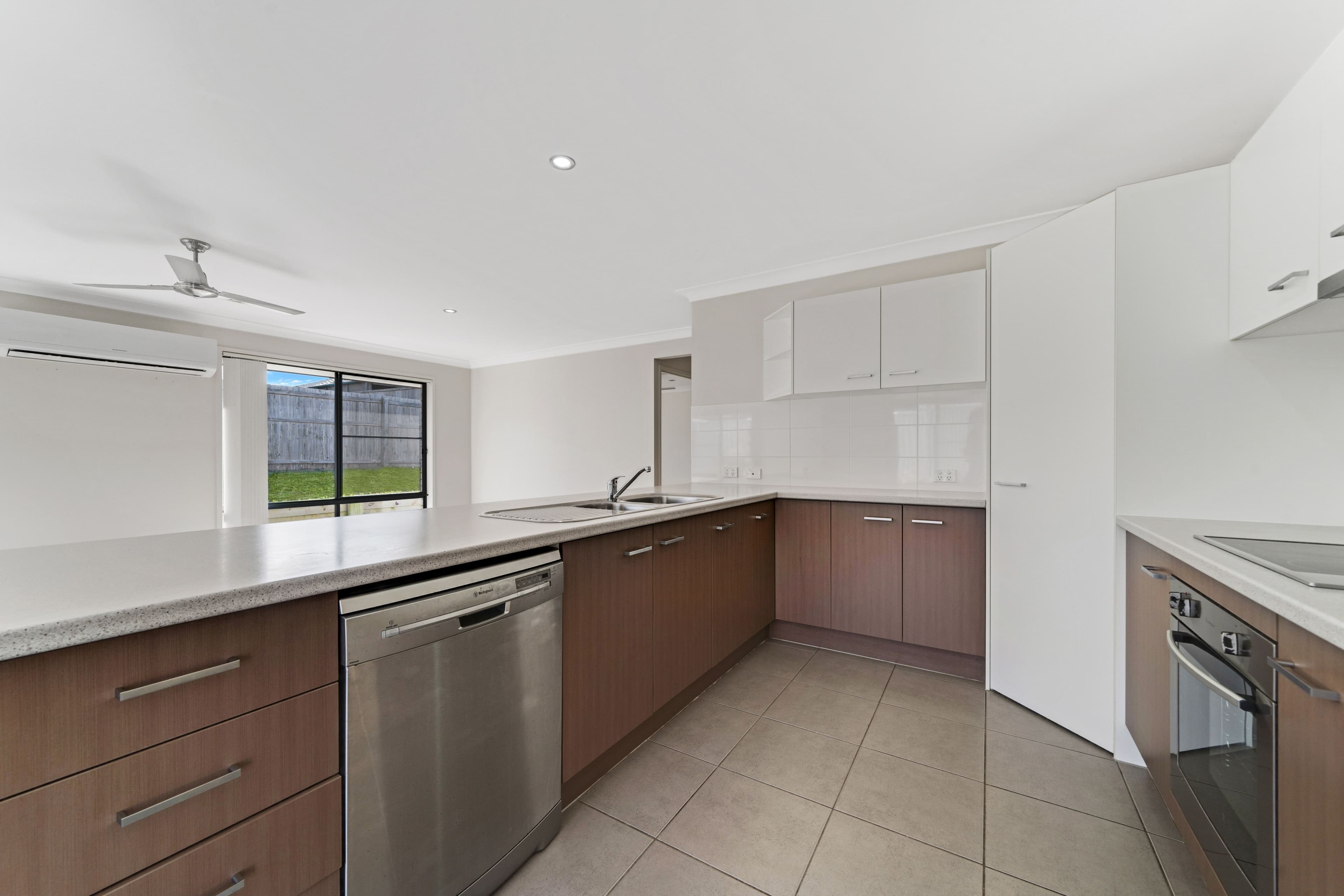 53 Marcus Drive, Regents Park QLD 4118, Regents Park - Thumbnail 4