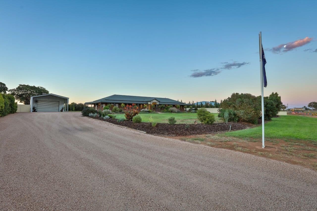 752 Cocklin Avenue, Red Cliffs VIC 3496, Red Cliffs - Thumbnail 3