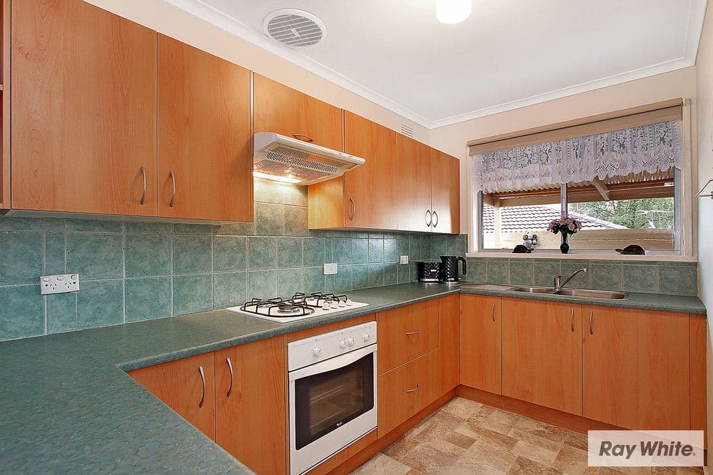 Unit 3, 67 HEWISH Road, Croydon VIC 3136, Croydon - Thumbnail 2