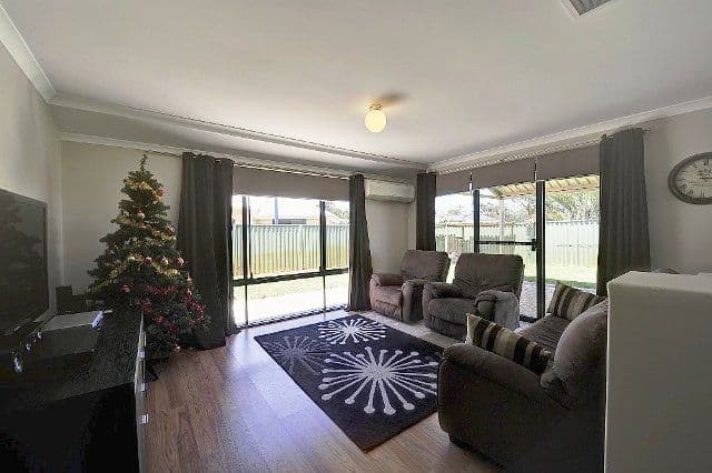 4 GOLDSEEKER Loop, RAVENSWOOD WA 6208, Ravenswood - Thumbnail 8