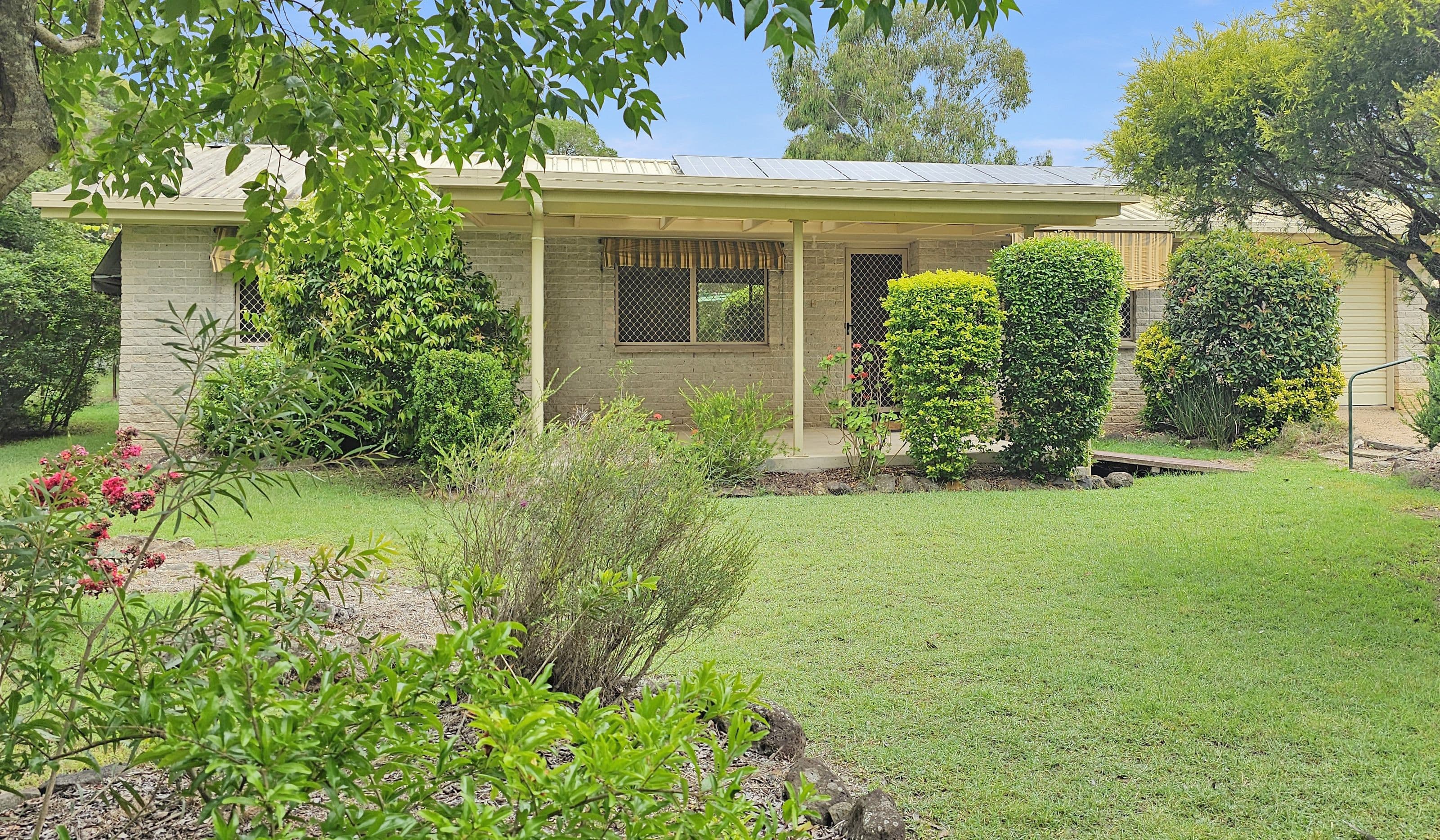 8 Dale Street, Crows Nest QLD 4355, Crows Nest - Image 1