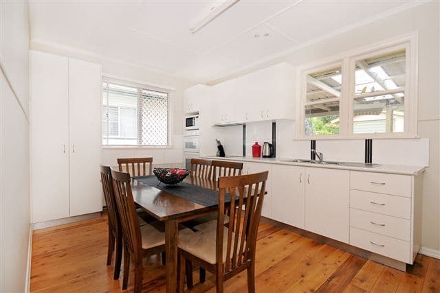 48 Dunne Street, HARRISTOWN QLD 4350, Harristown - Thumbnail 2